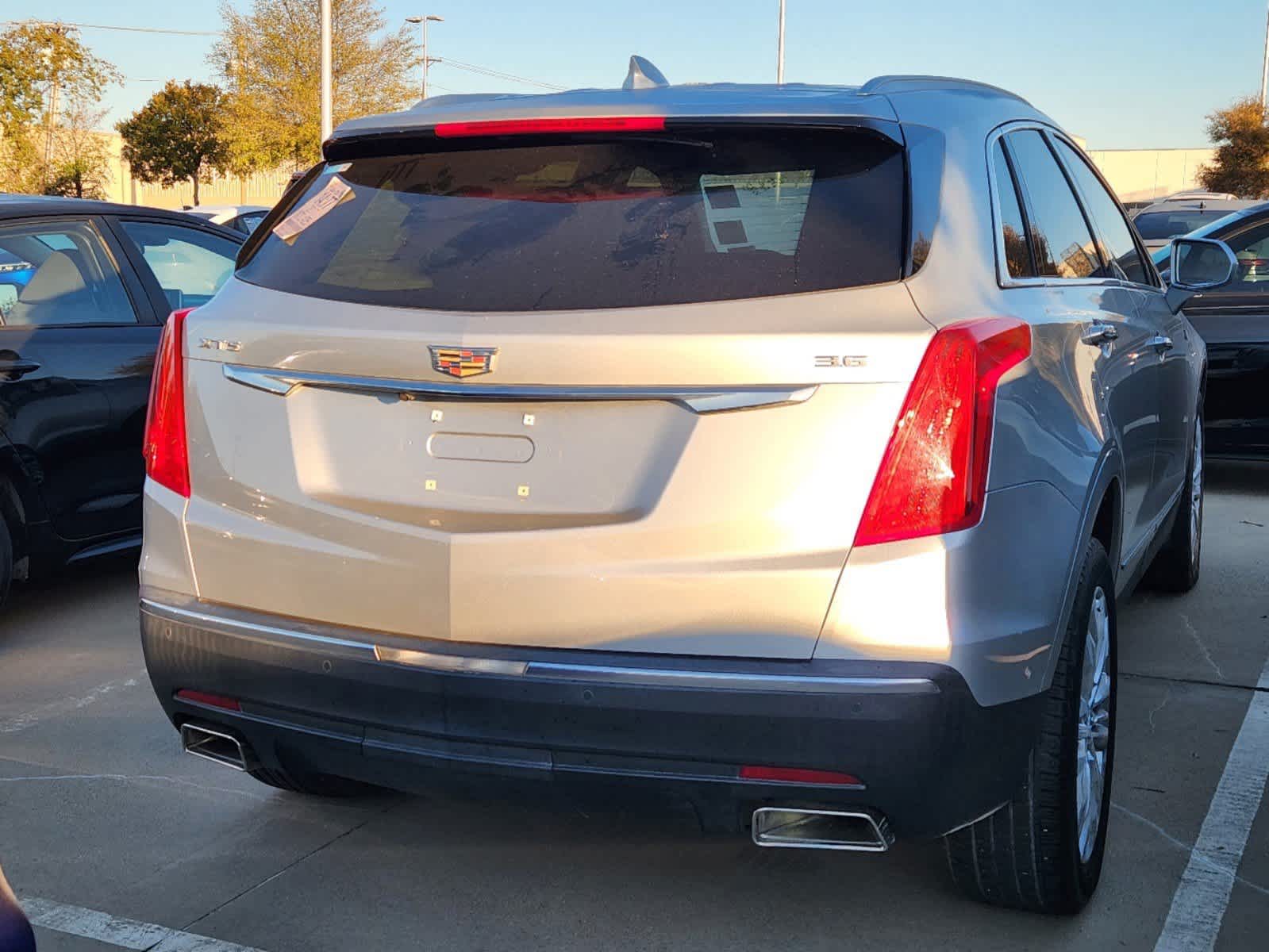 2017 Cadillac XT5 Premium Luxury FWD 3