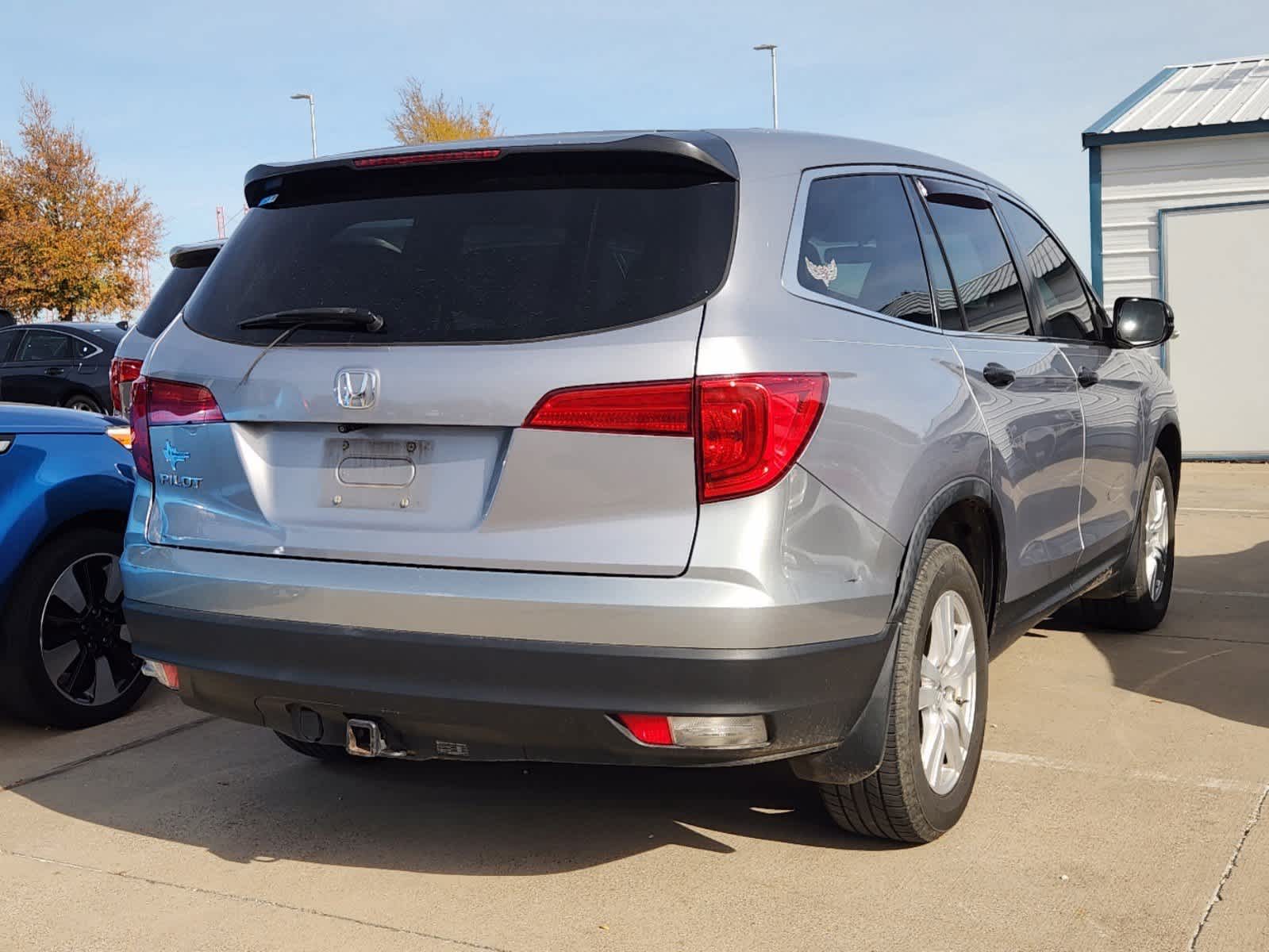 2018 Honda Pilot LX 3