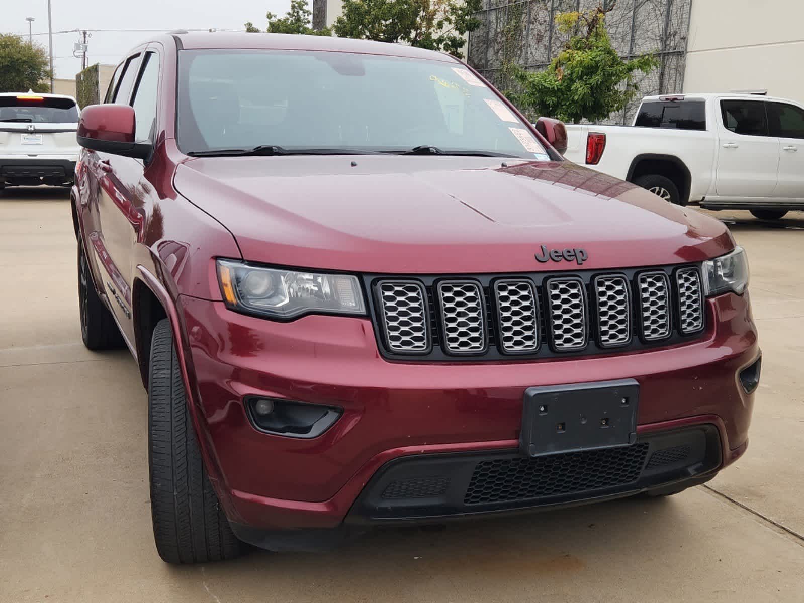 2018 Jeep Grand Cherokee Altitude 2