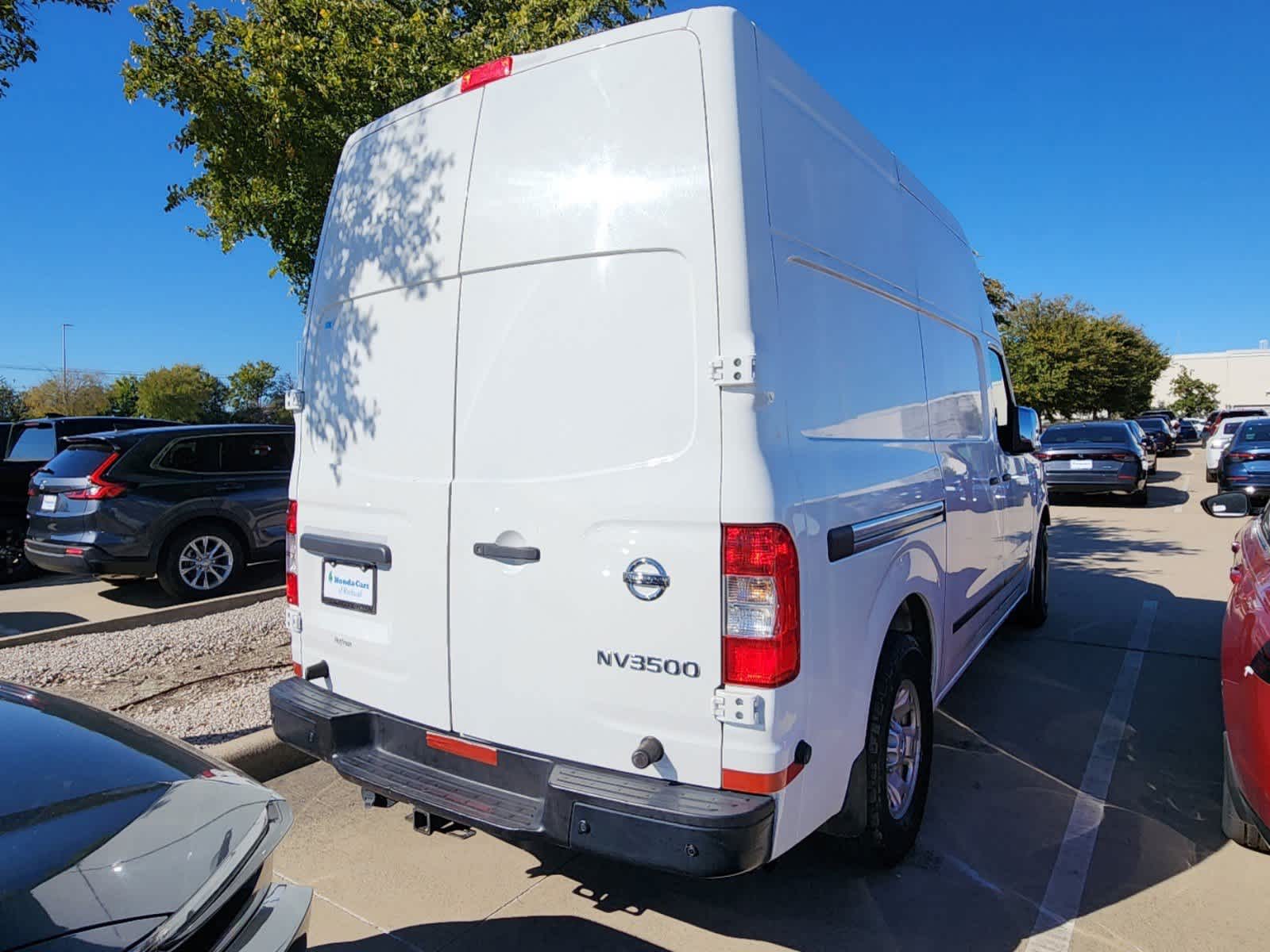 2018 Nissan NV SV 3