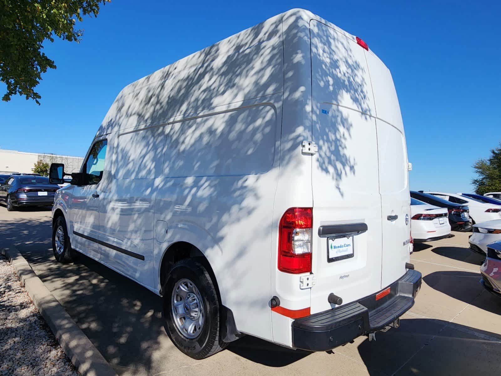 2018 Nissan NV SV 4