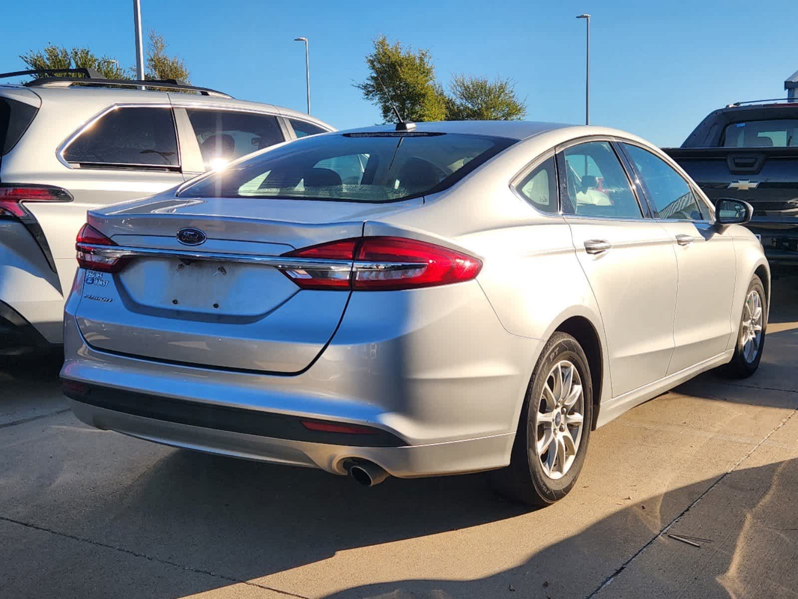 2018 Ford Fusion S 3