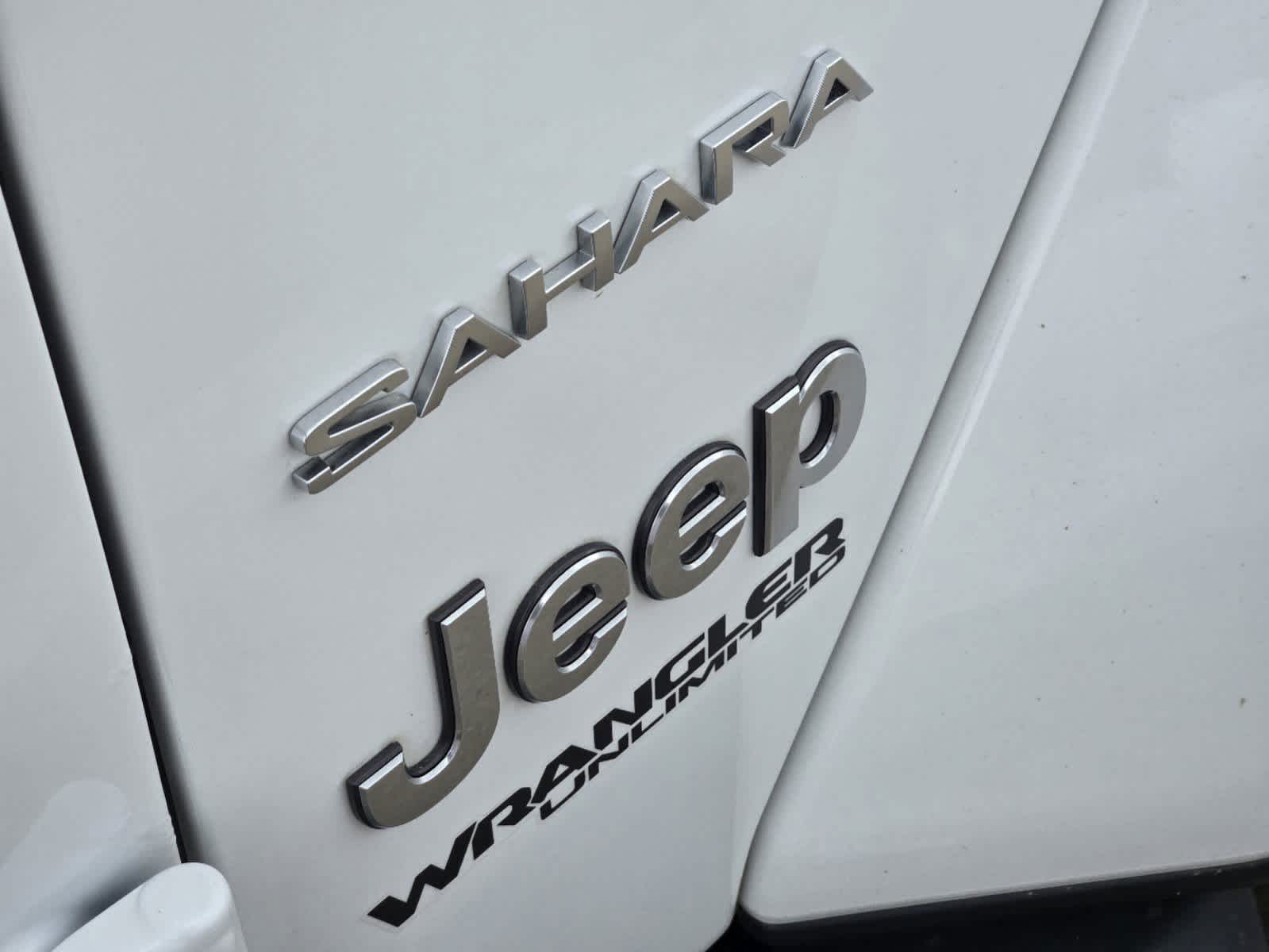 2018 Jeep Wrangler Unlimited Sahara 6