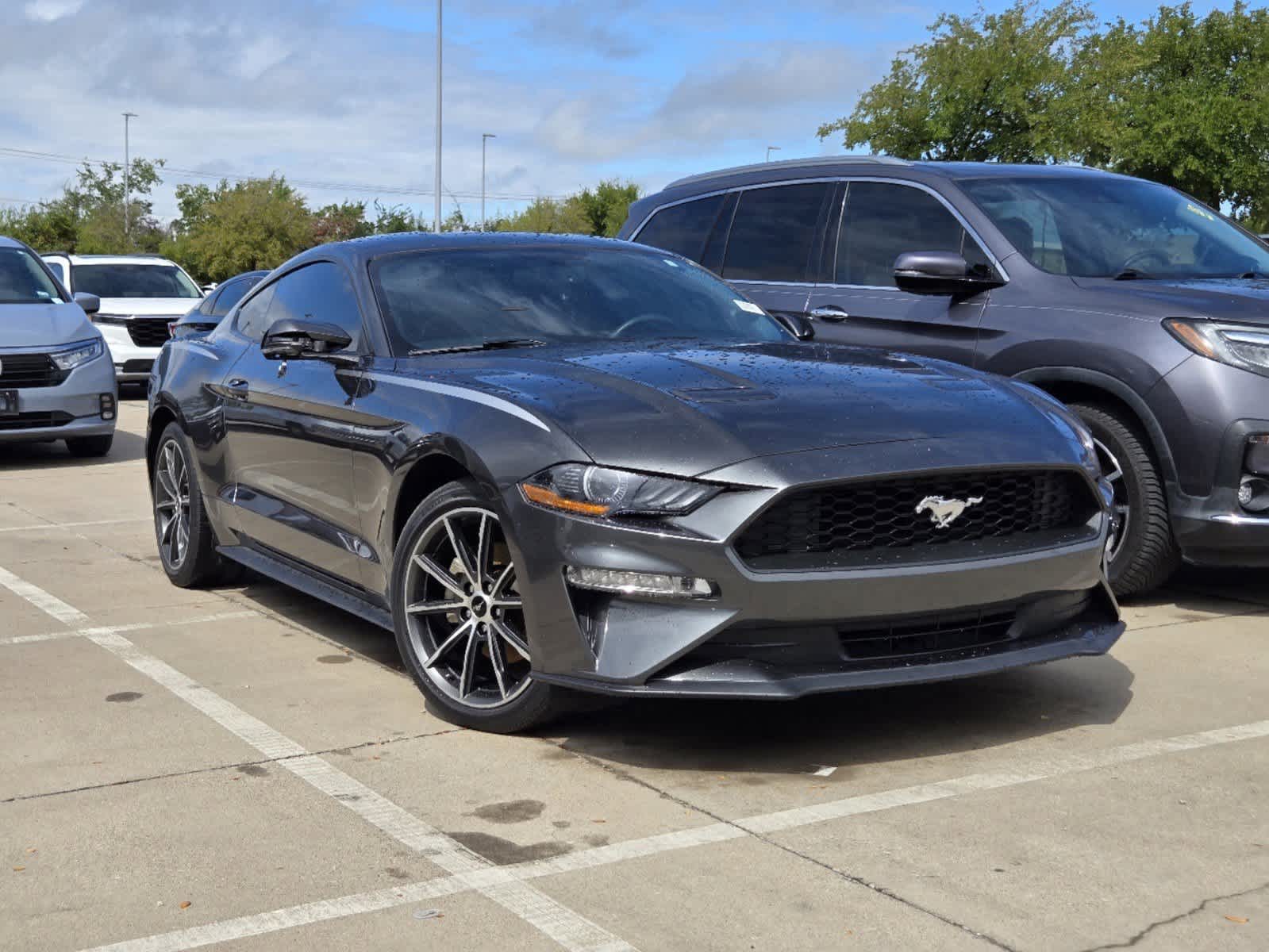 2019 Ford Mustang EcoBoost Premium 2