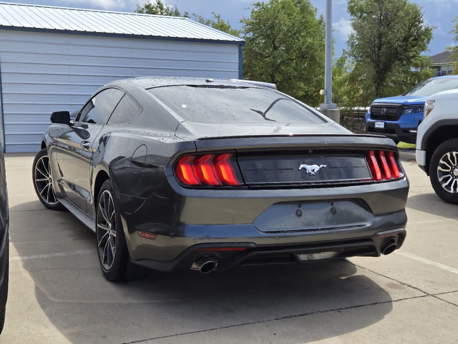 2019 Ford Mustang EcoBoost Premium 4