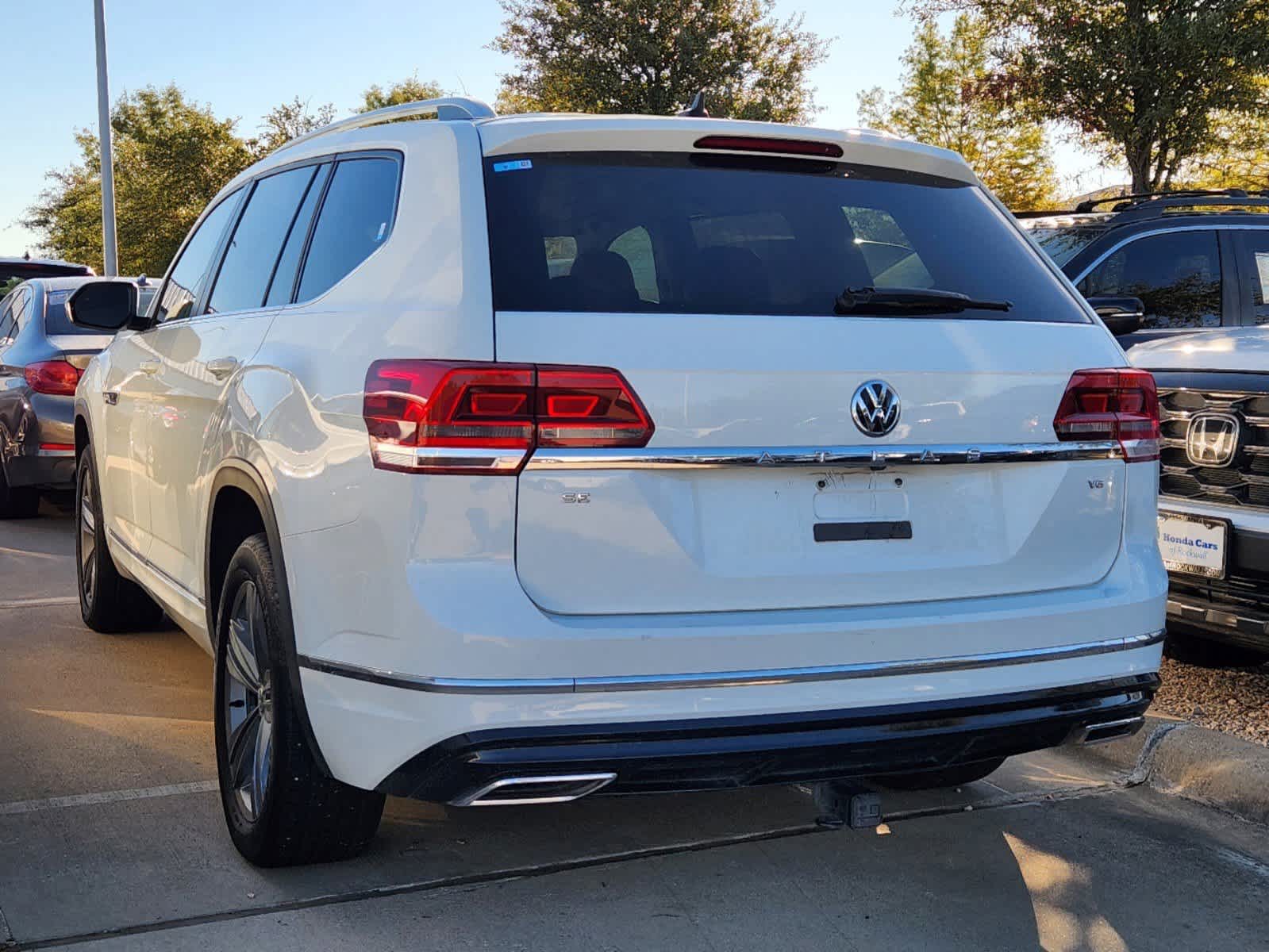 2019 Volkswagen Atlas 3.6L V6 SE w/Technology R-Line 4