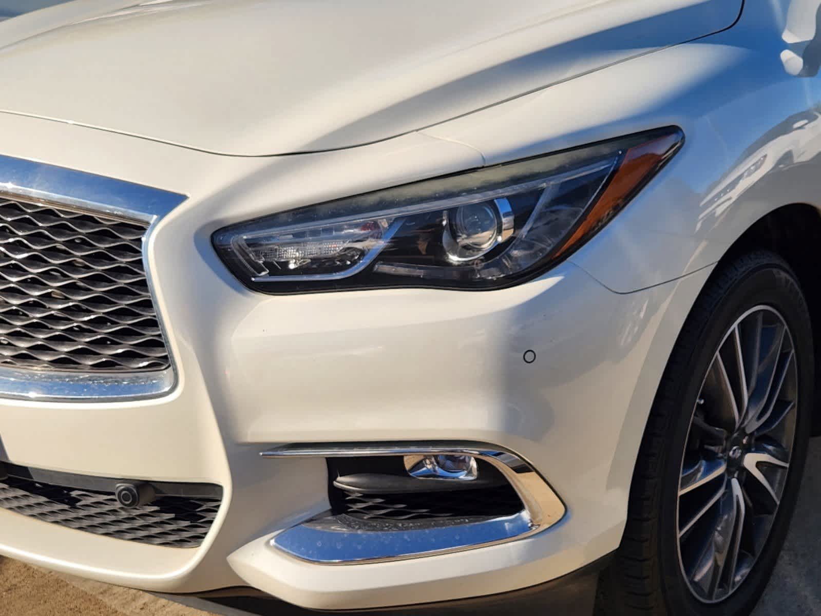 2019 INFINITI QX60 LUXE 8