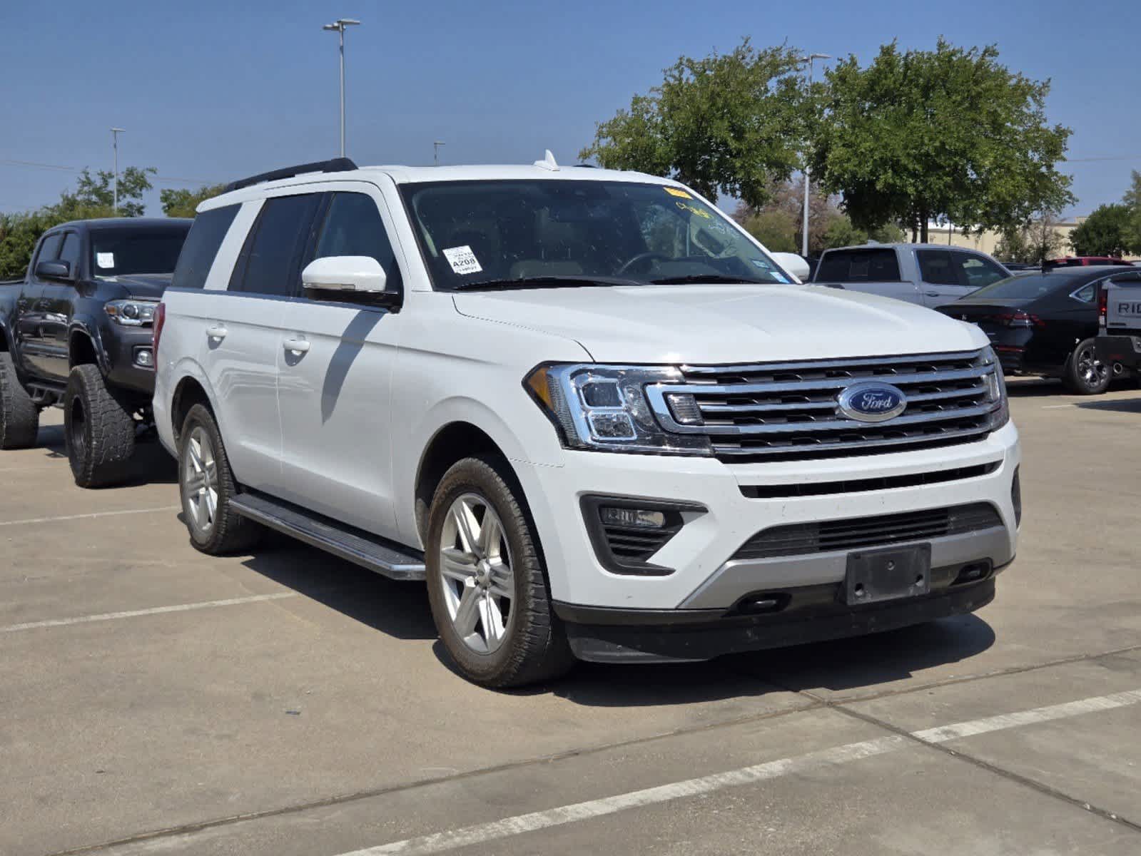 2019 Ford Expedition XLT 2