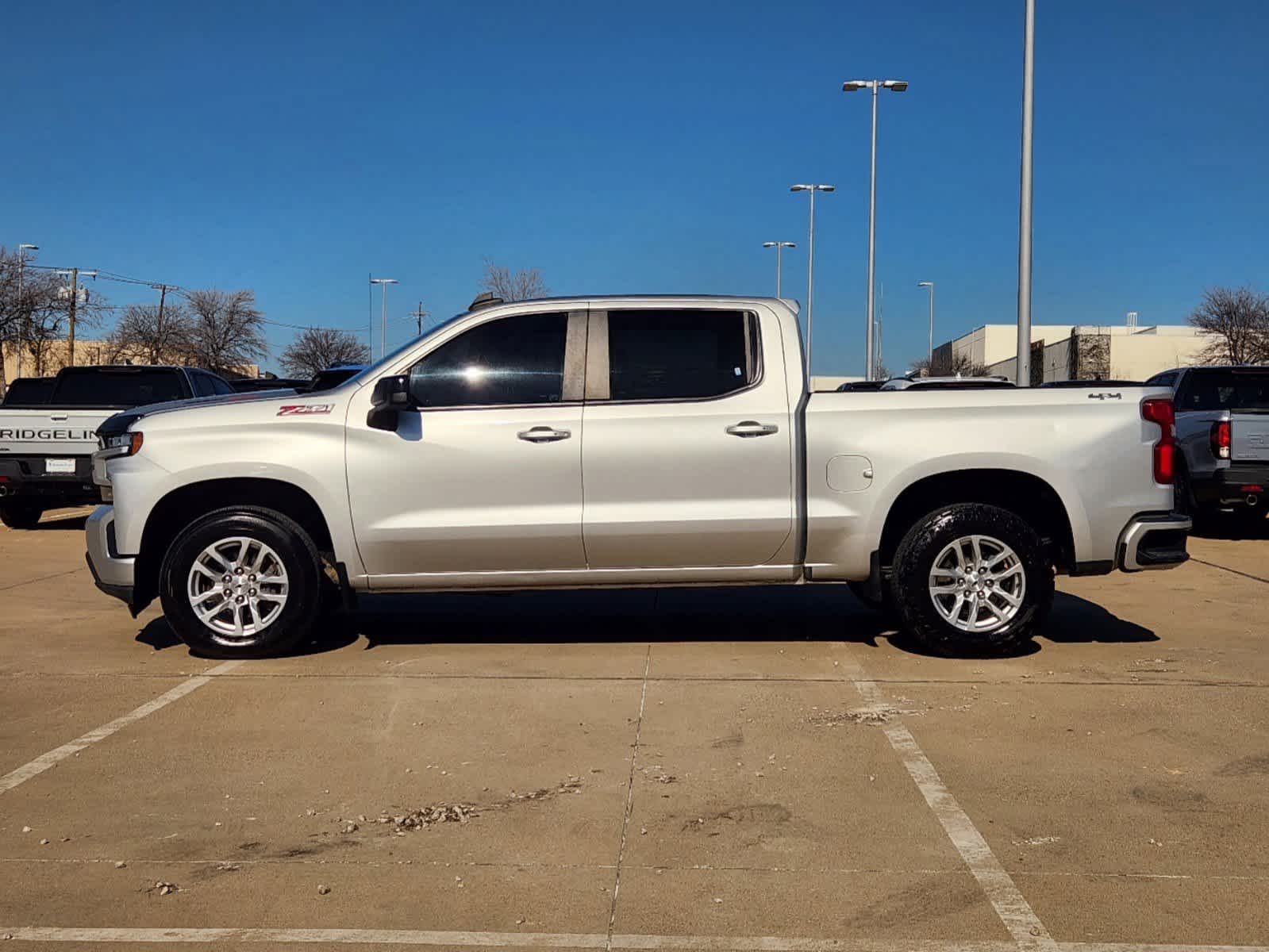 2019 Chevrolet Silverado 1500 RST 4WD Crew Cab 147 3