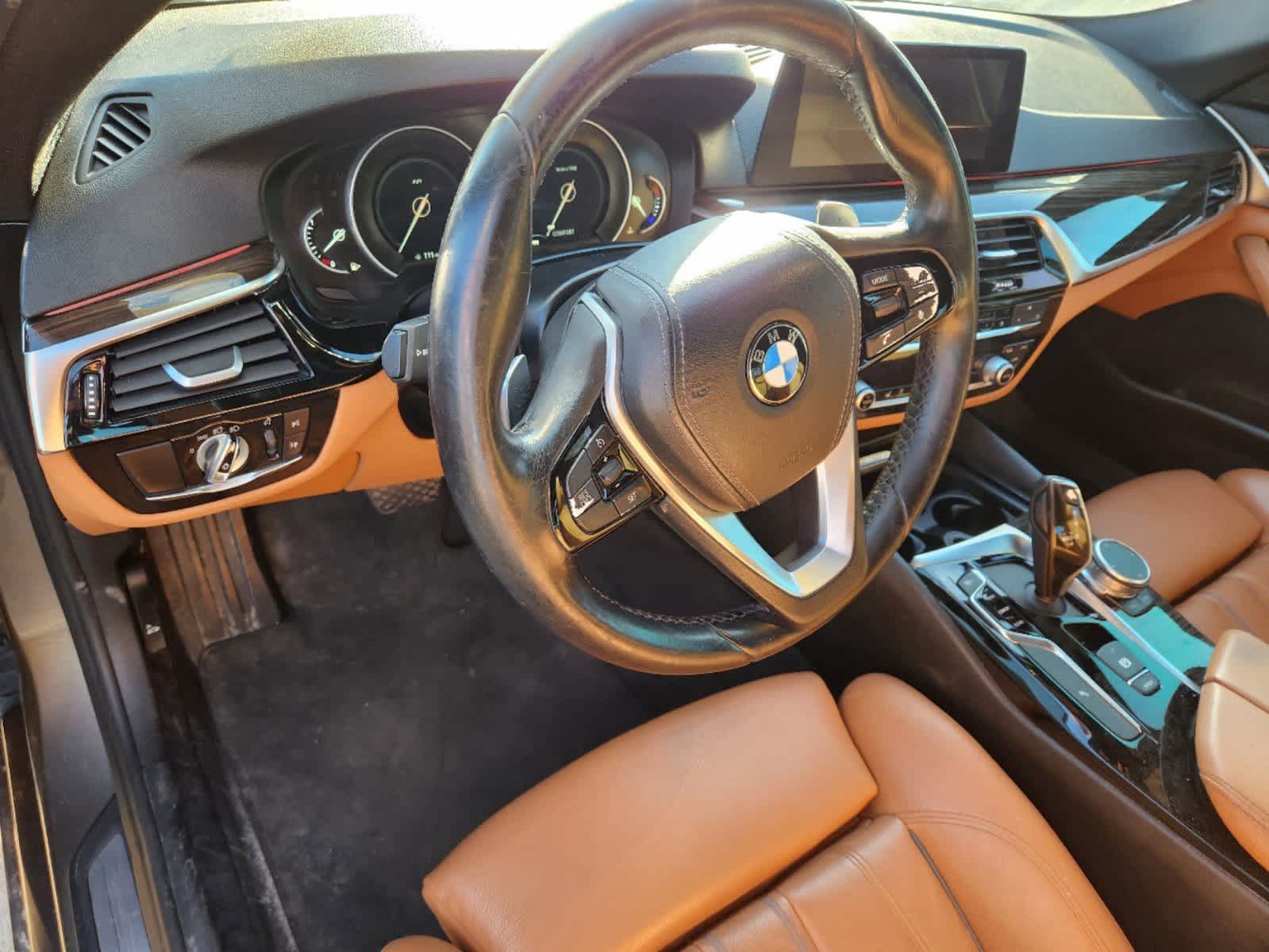 2019 BMW 5 Series 530i 6