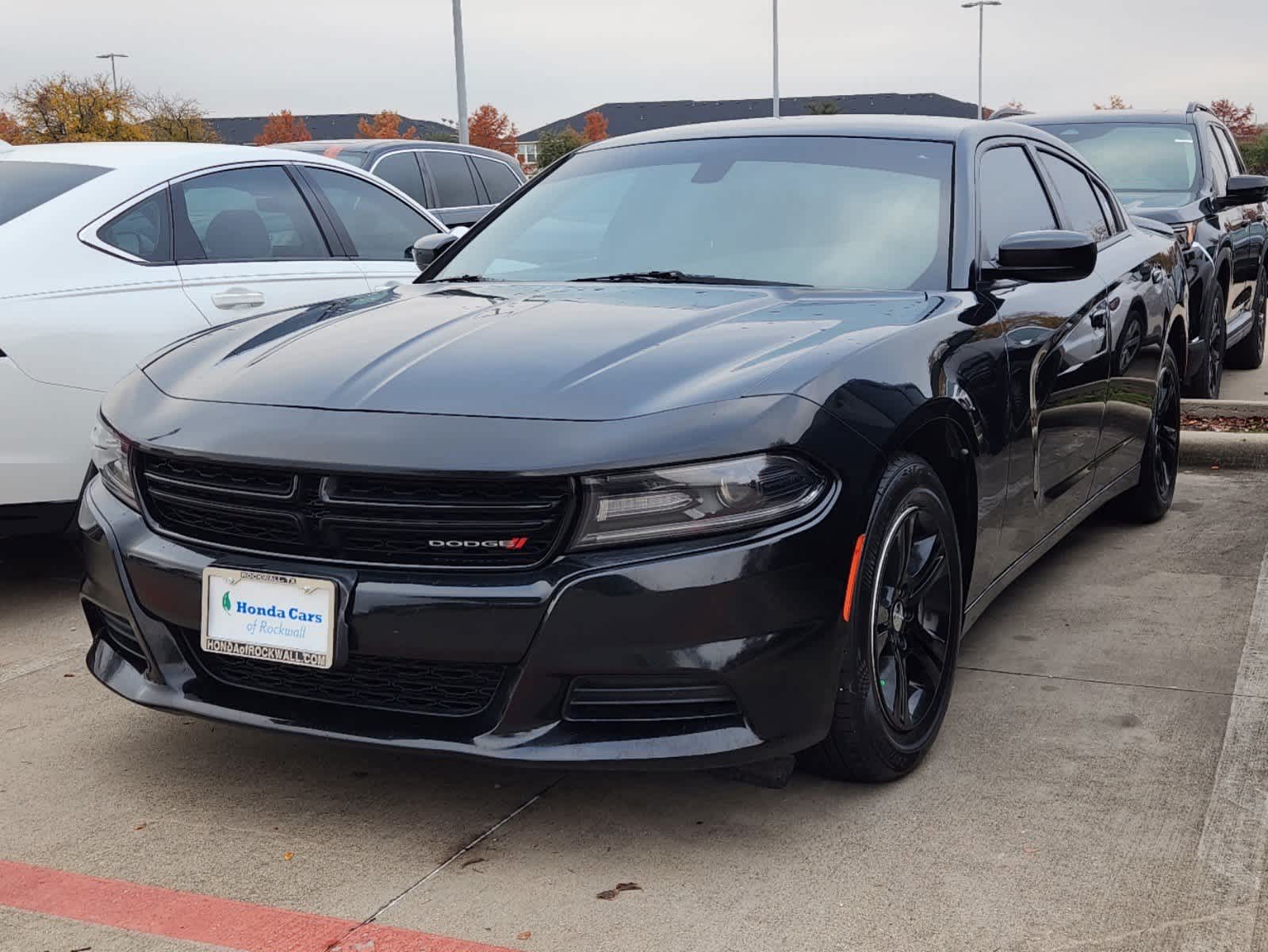 2019 Dodge Charger SXT 1