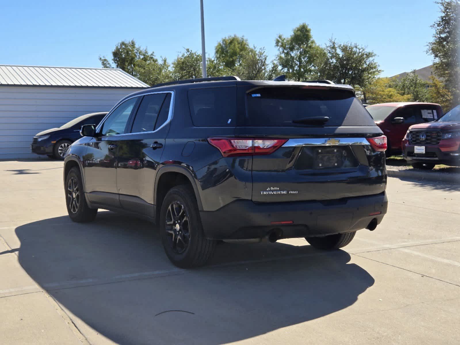 2019 Chevrolet Traverse LT Cloth 4