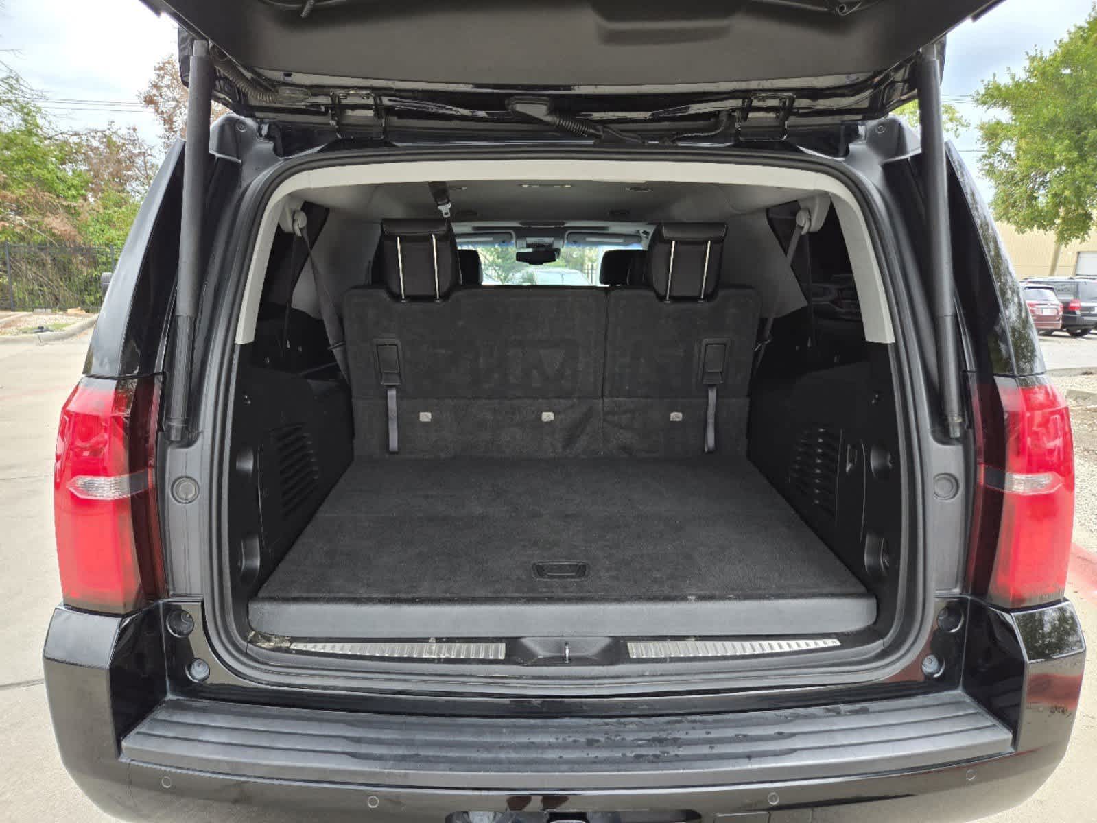 2019 Chevrolet Suburban LT 20