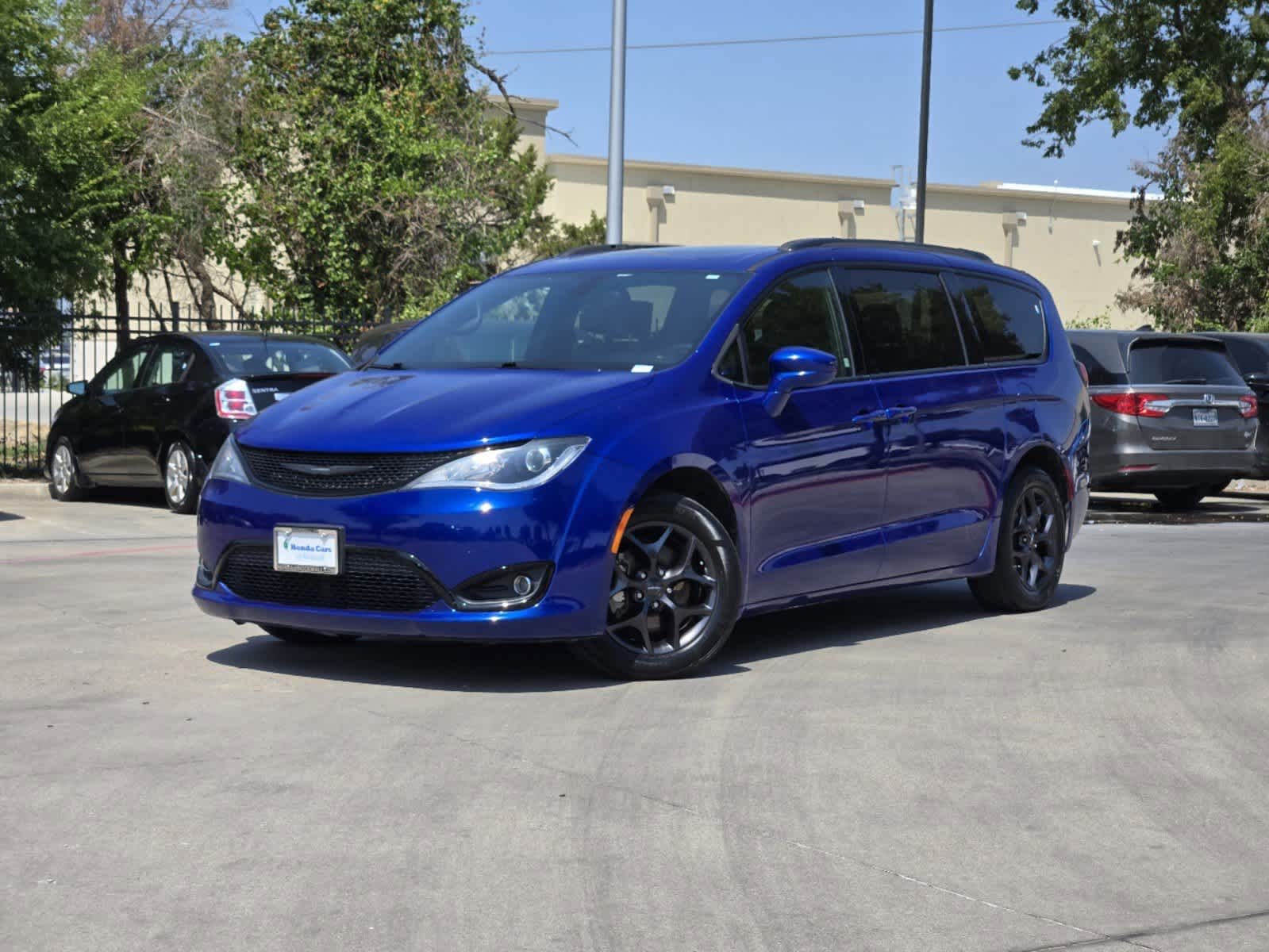 2019 Chrysler Pacifica Touring L Plus 1