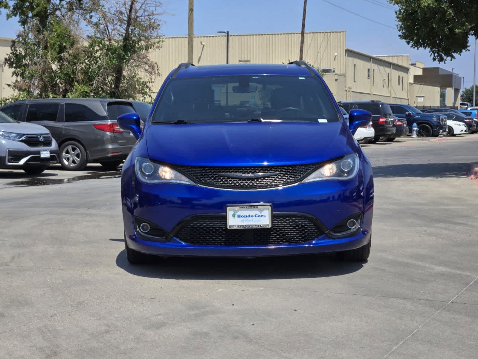 2019 Chrysler Pacifica Touring L Plus 6