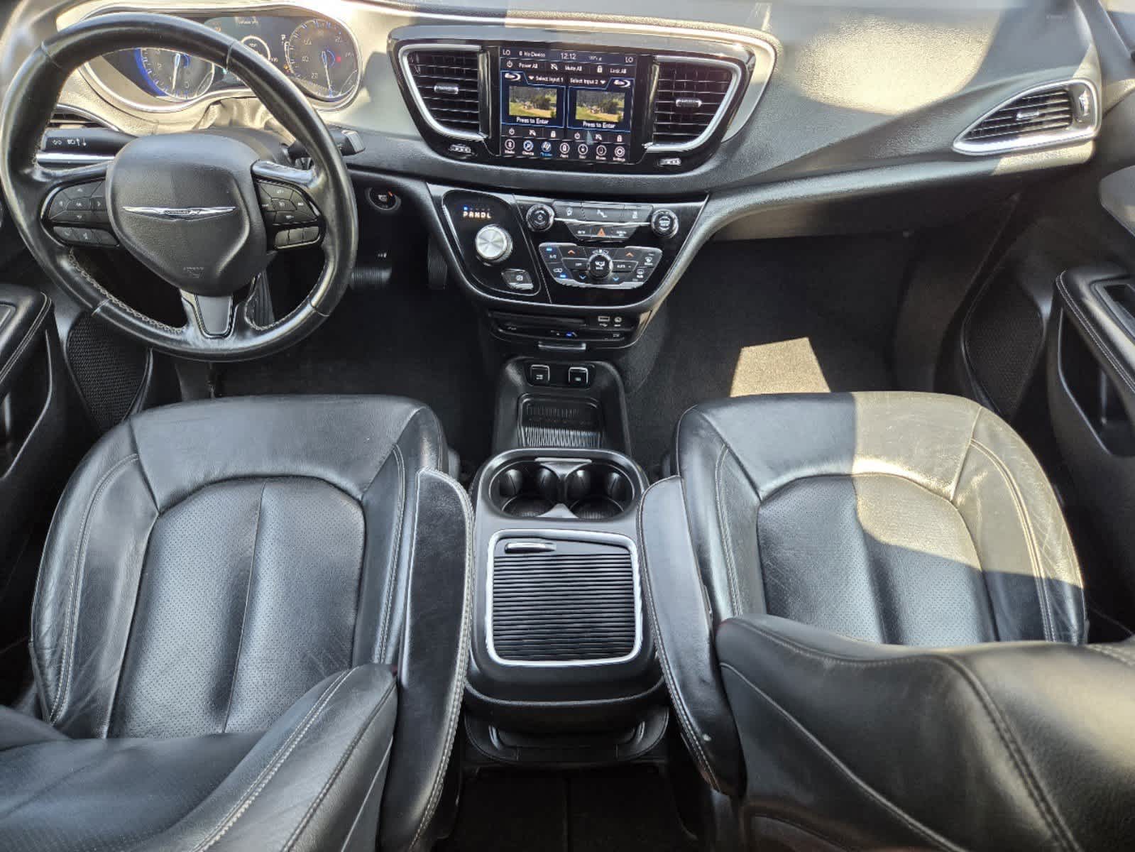 2019 Chrysler Pacifica Touring L Plus 10