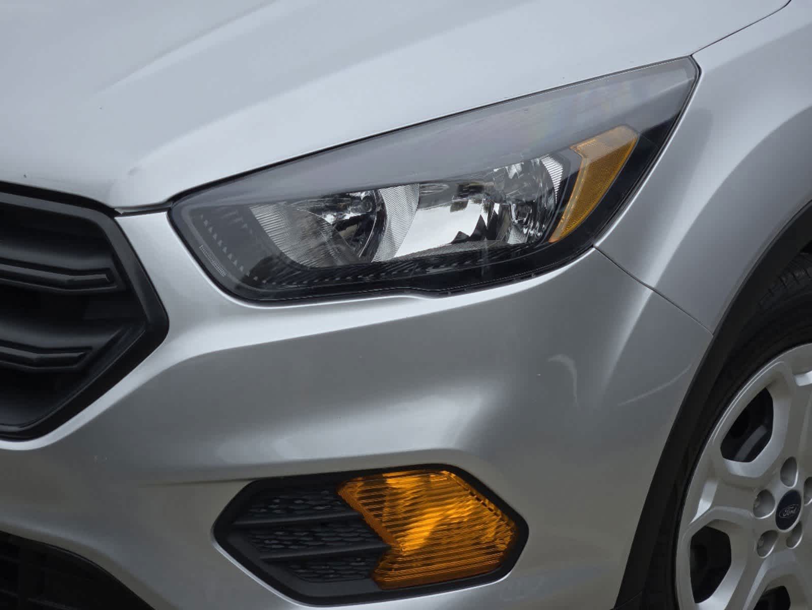 2019 Ford Escape S 5