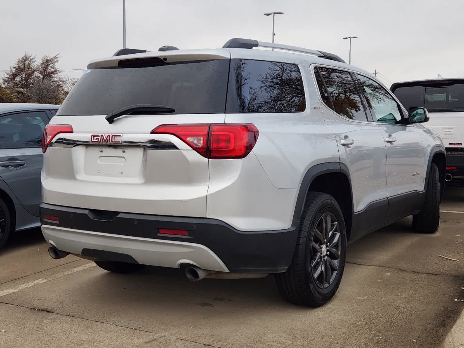 2019 GMC Acadia SLT 3