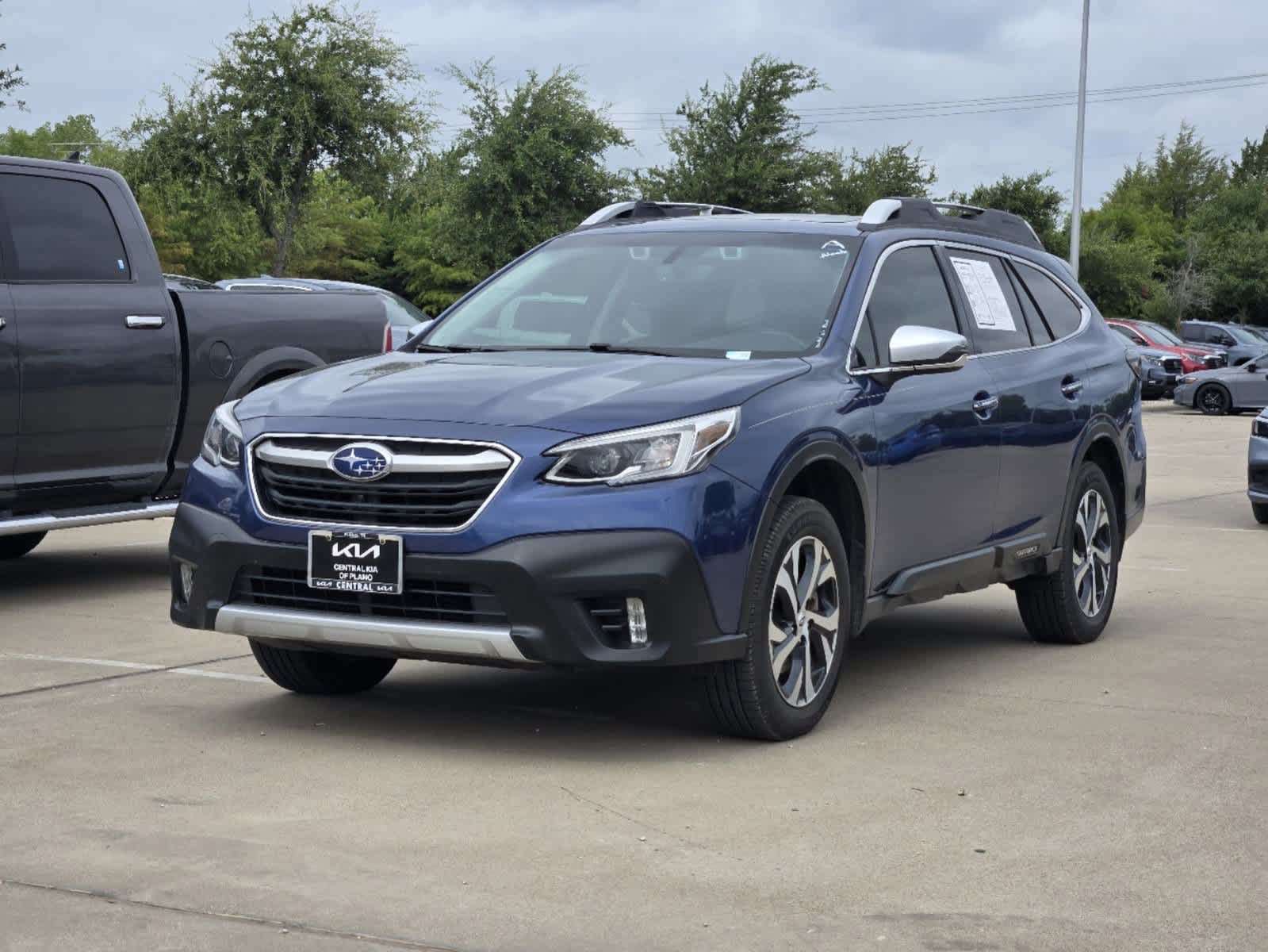 2020 Subaru Outback Touring 1