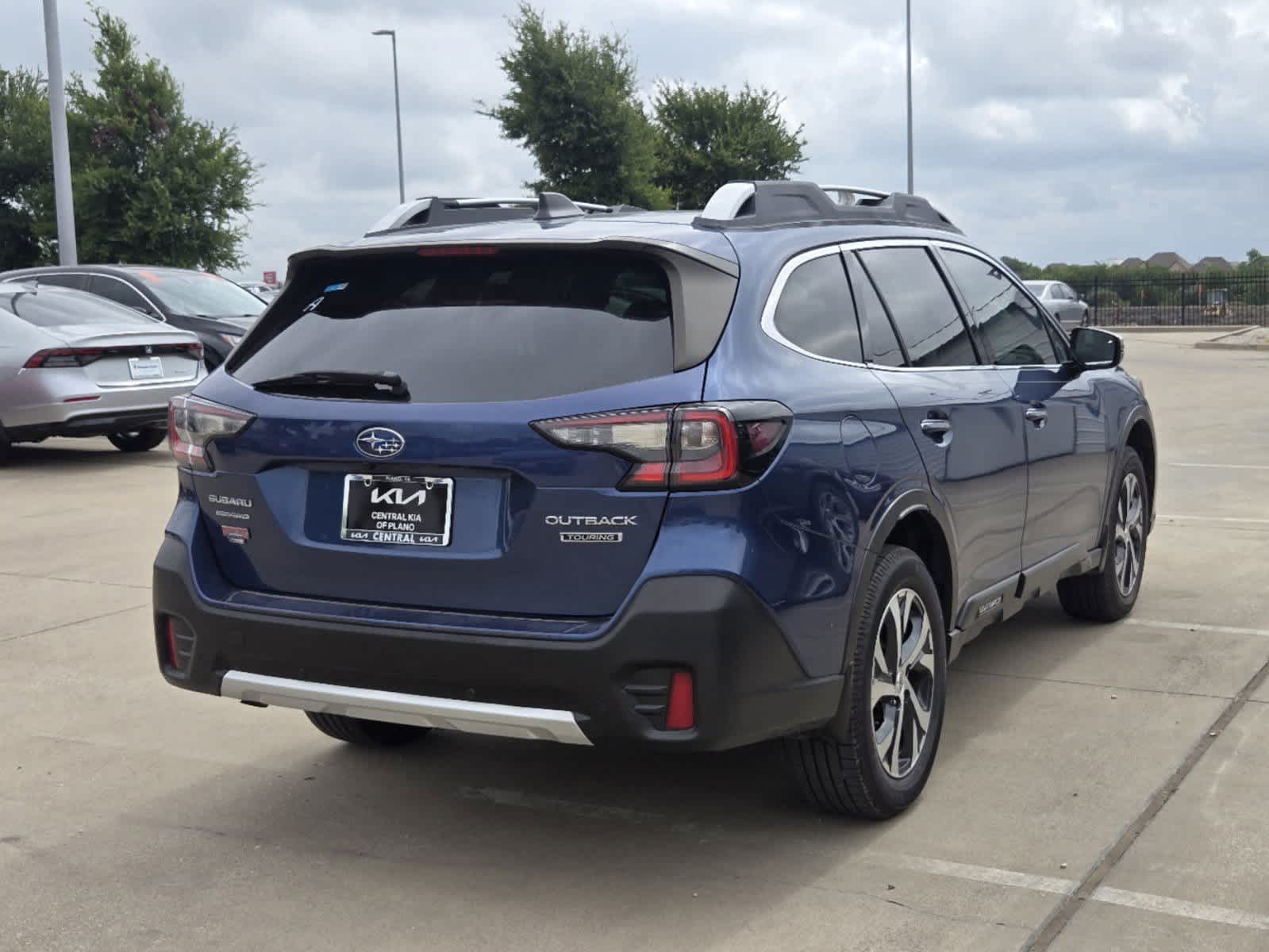 2020 Subaru Outback Touring 3