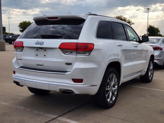 2020 Jeep Grand Cherokee Summit 3