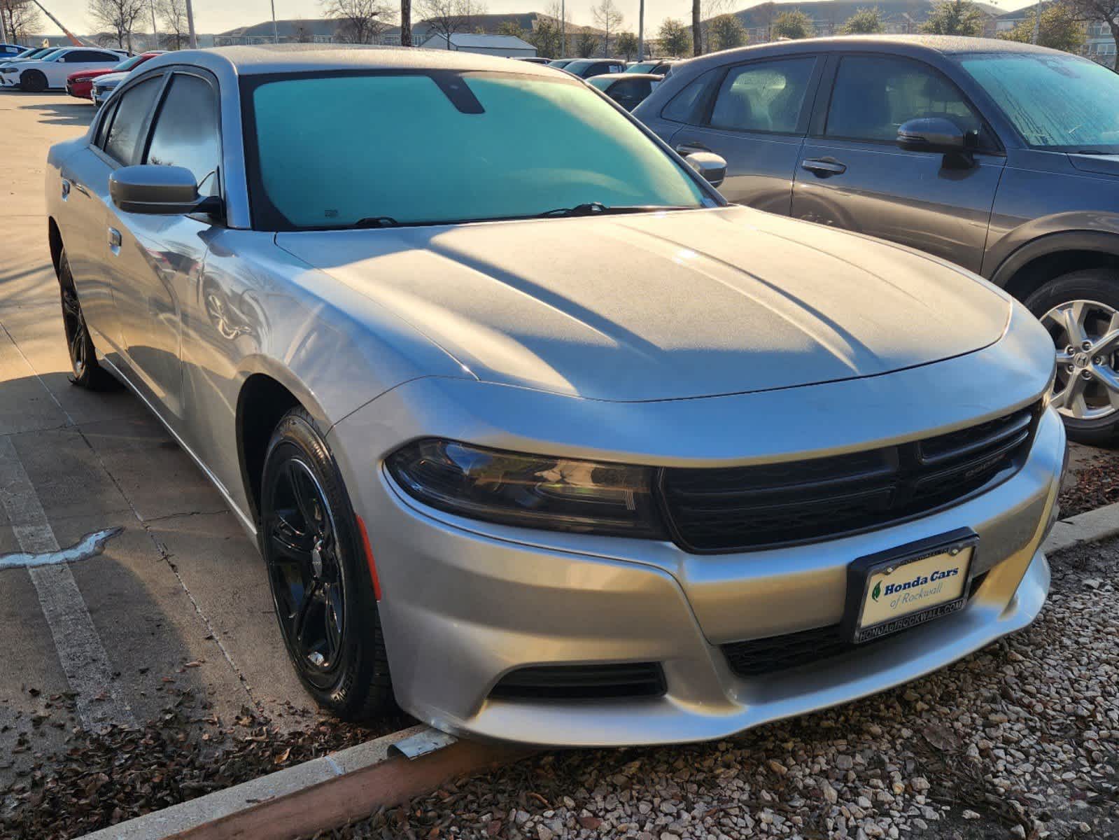 2020 Dodge Charger SXT 2