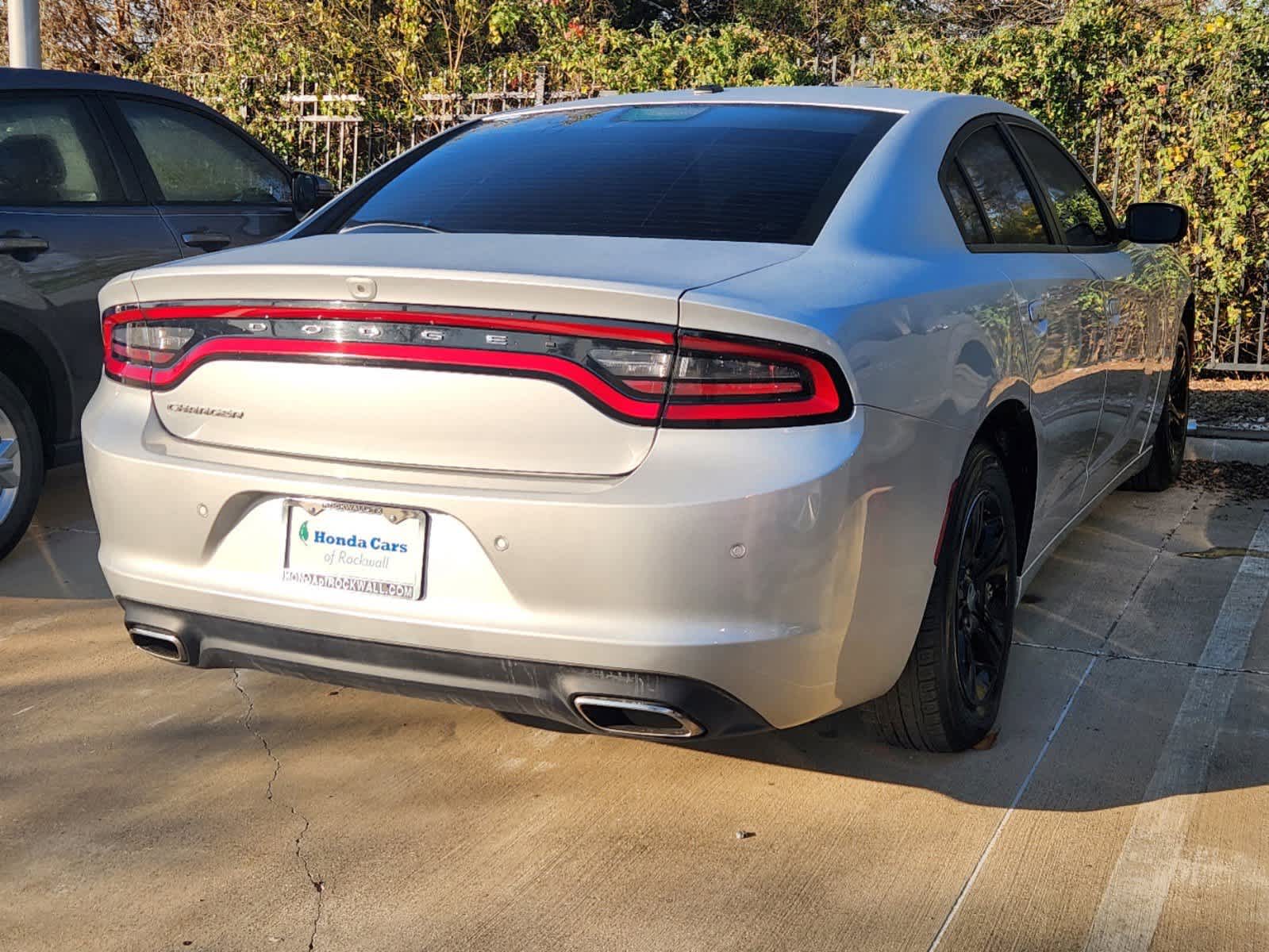 2020 Dodge Charger SXT 3