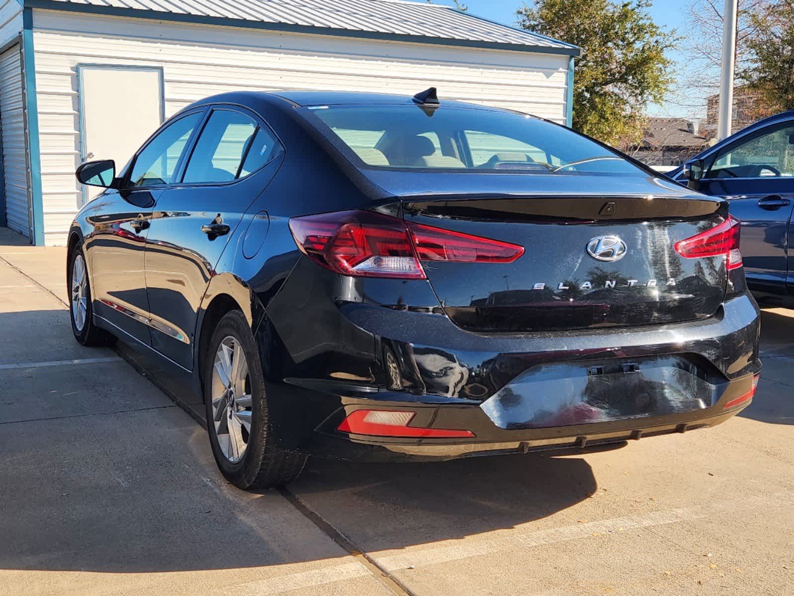 2020 Hyundai Elantra SEL 4