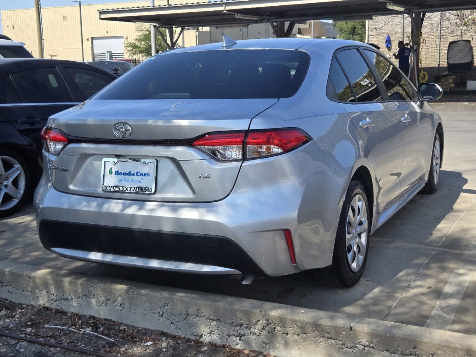 2020 Toyota Corolla LE 3