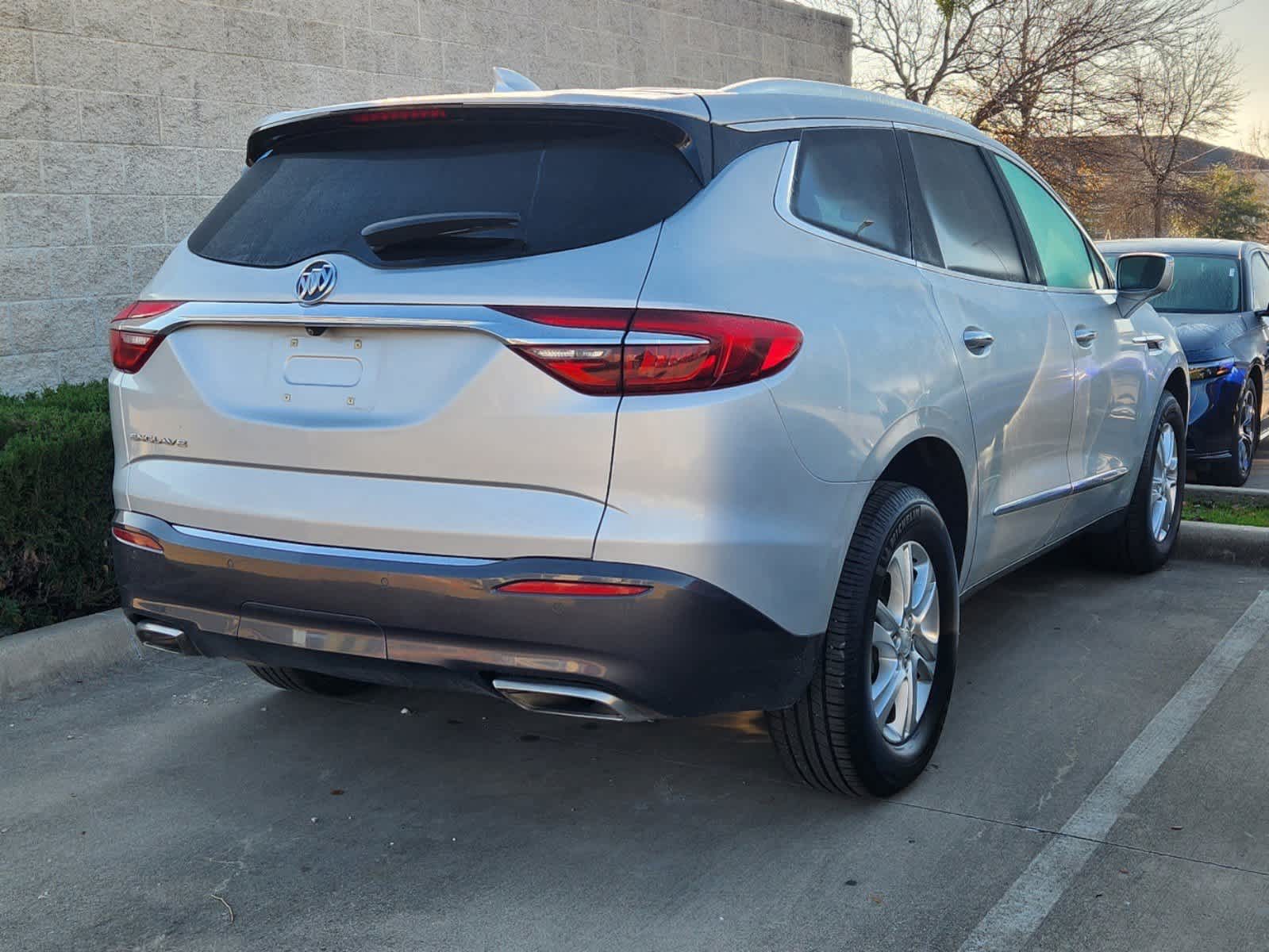 2020 Buick Enclave Essence 3