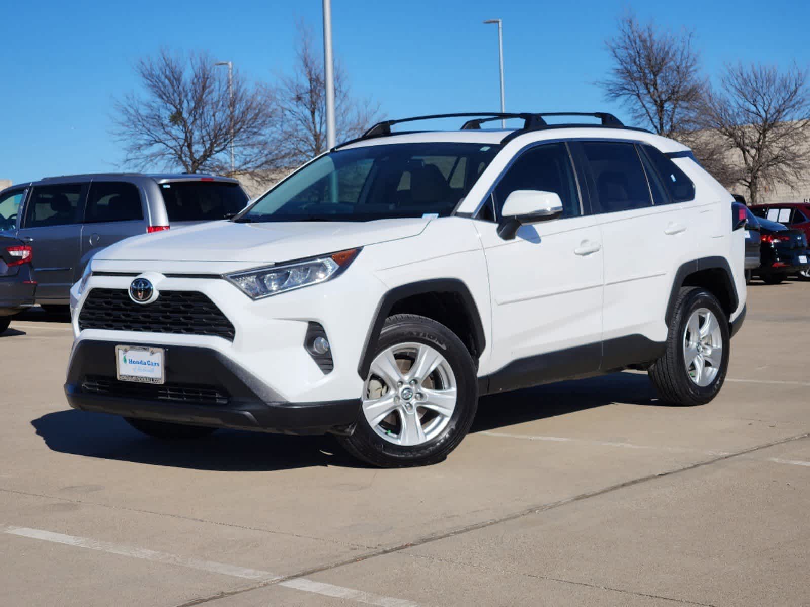 2020 Toyota RAV4 XLE 1