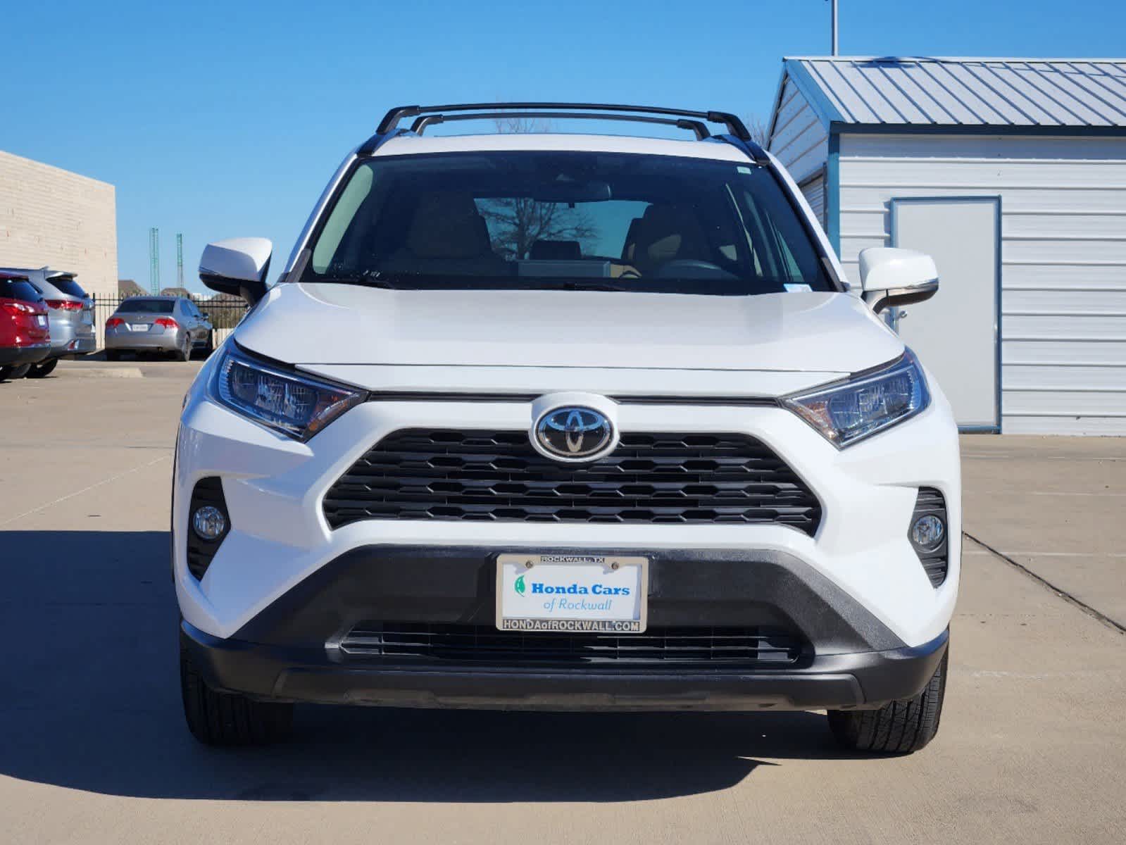 2020 Toyota RAV4 XLE 6