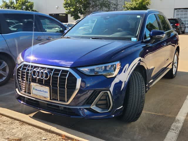 2021 Audi Q3 S line Premium 1