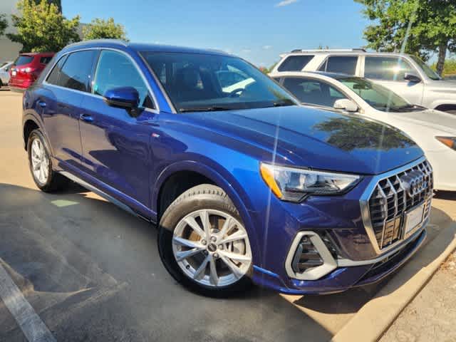 2021 Audi Q3 S line Premium 2