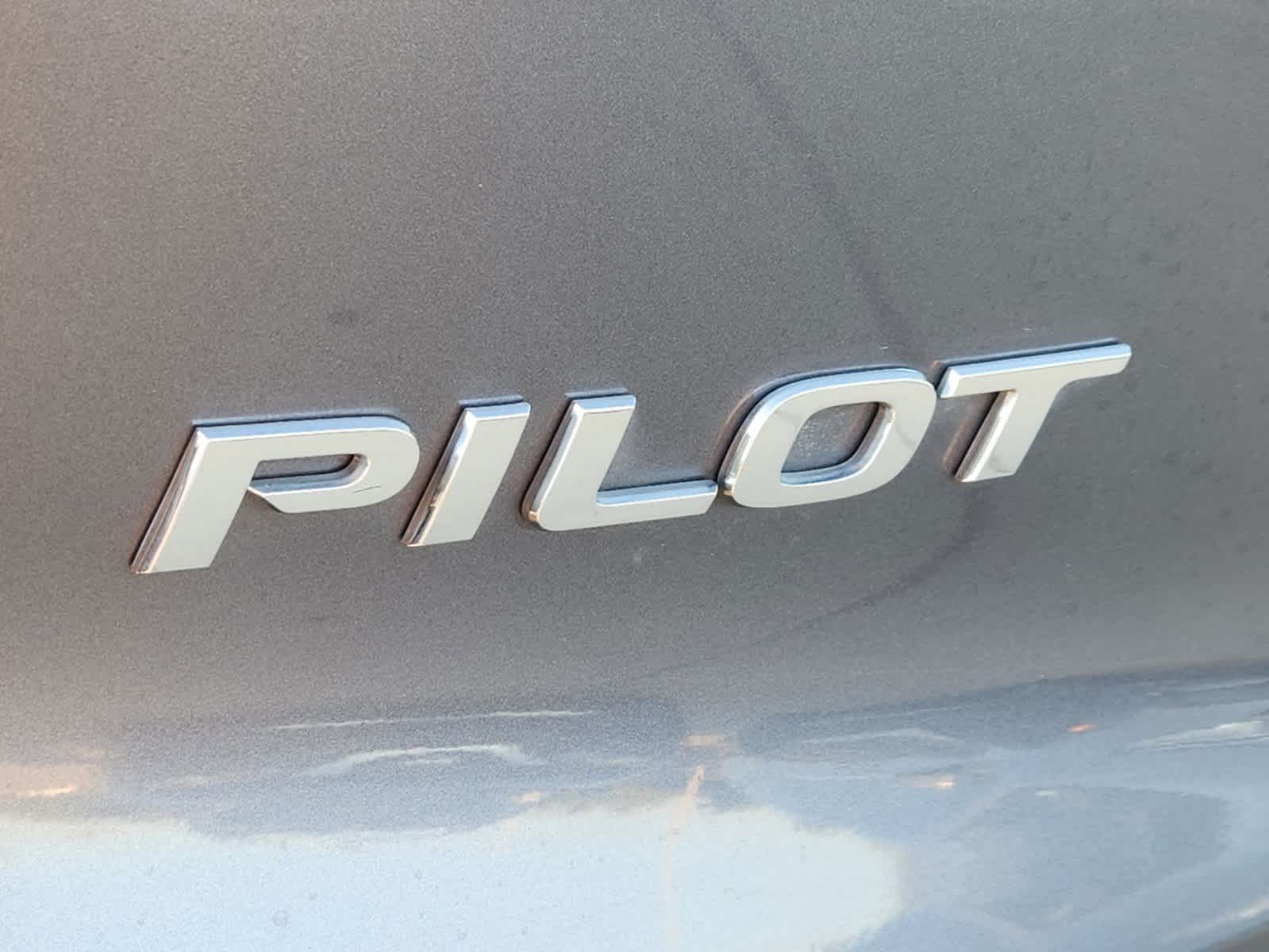 2021 Honda Pilot Touring 8-Passenger 5