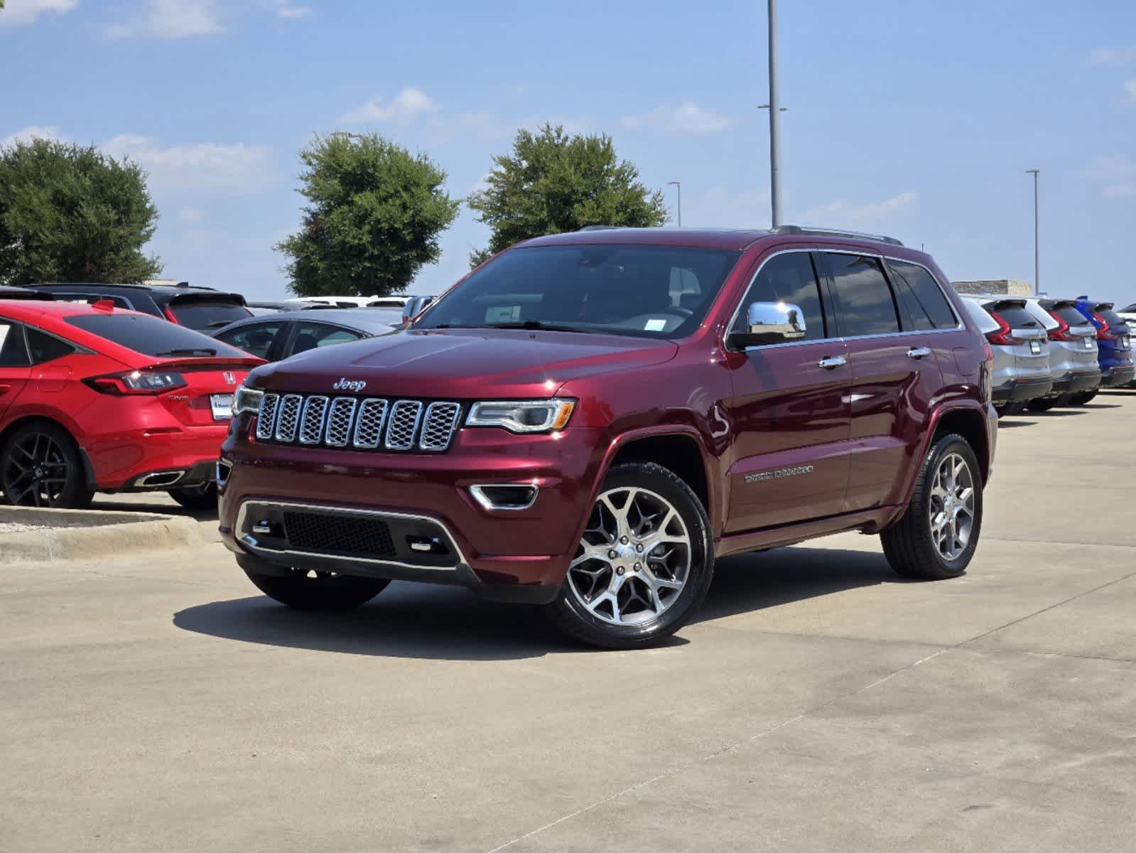 2021 Jeep Grand Cherokee Overland 1