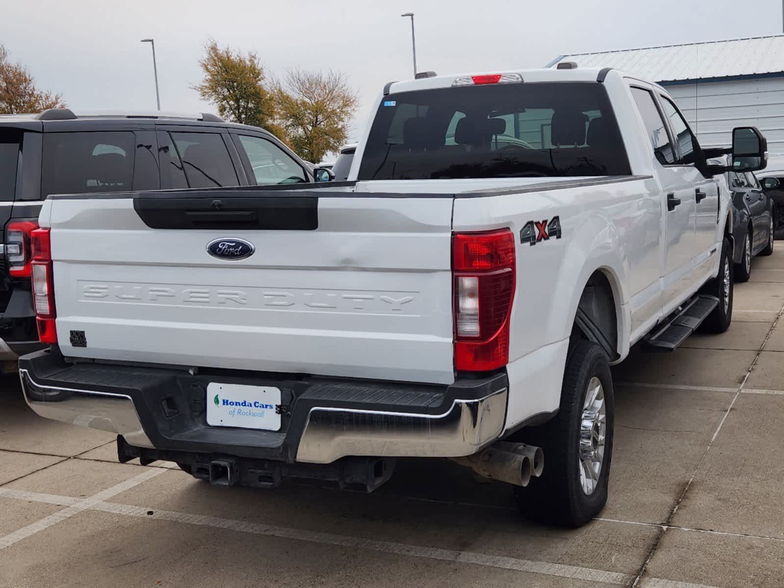 2021 Ford Super Duty F-250 SRW XLT 4WD Crew Cab 8 Box 3