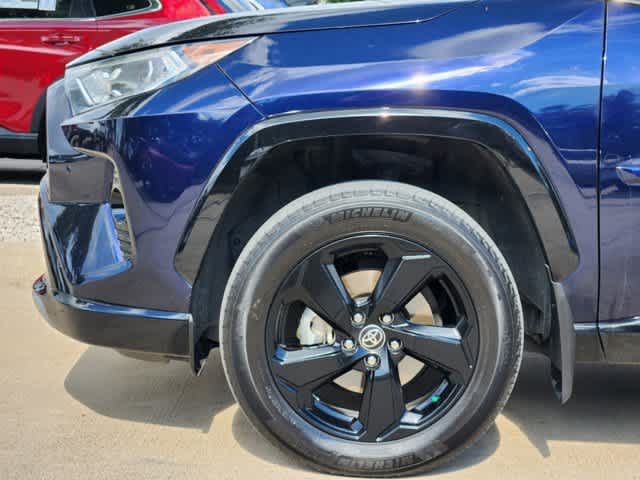 2021 Toyota RAV4 Hybrid XSE 8