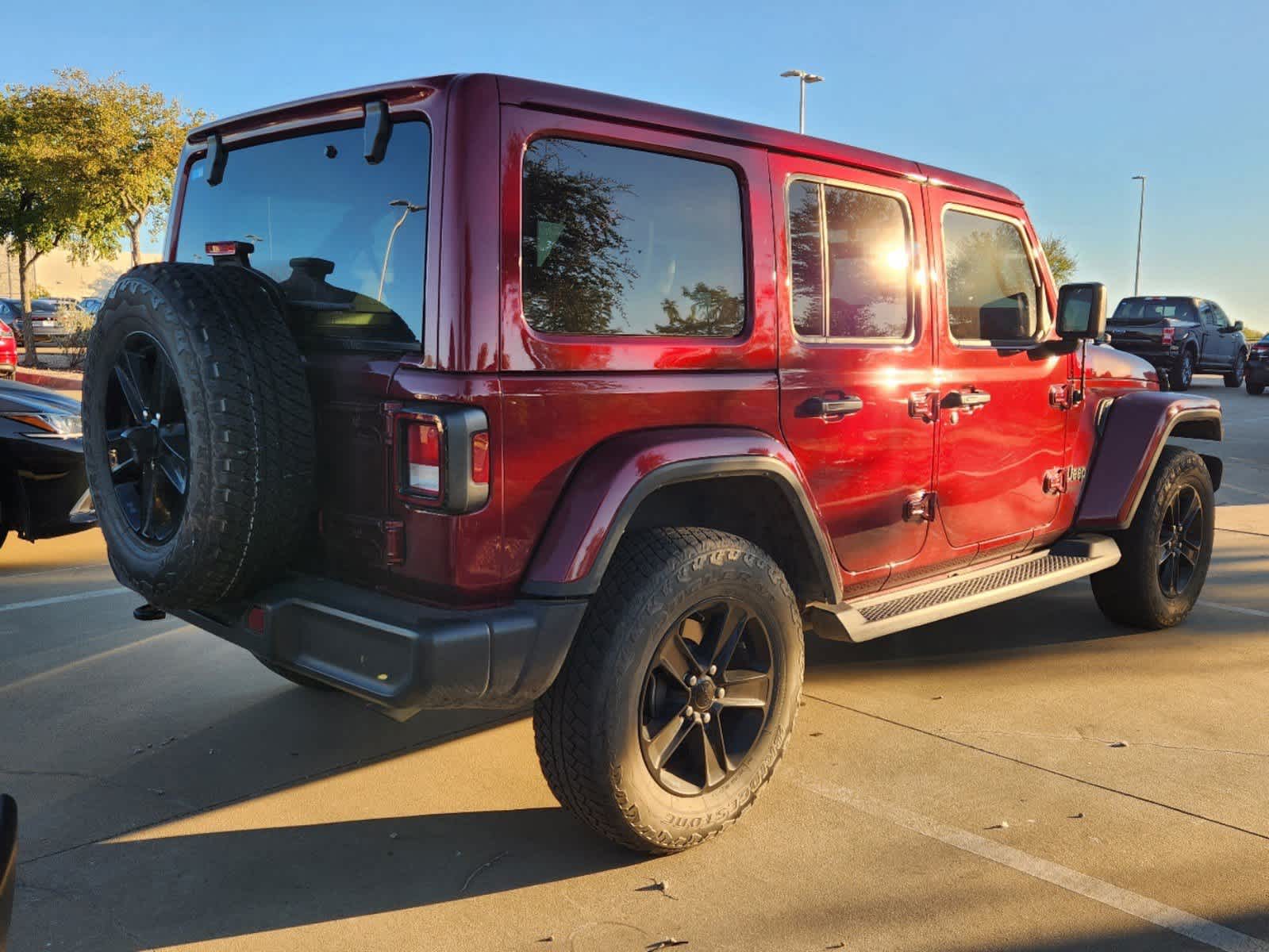 2021 Jeep Wrangler Unlimited Sahara Altitude 3