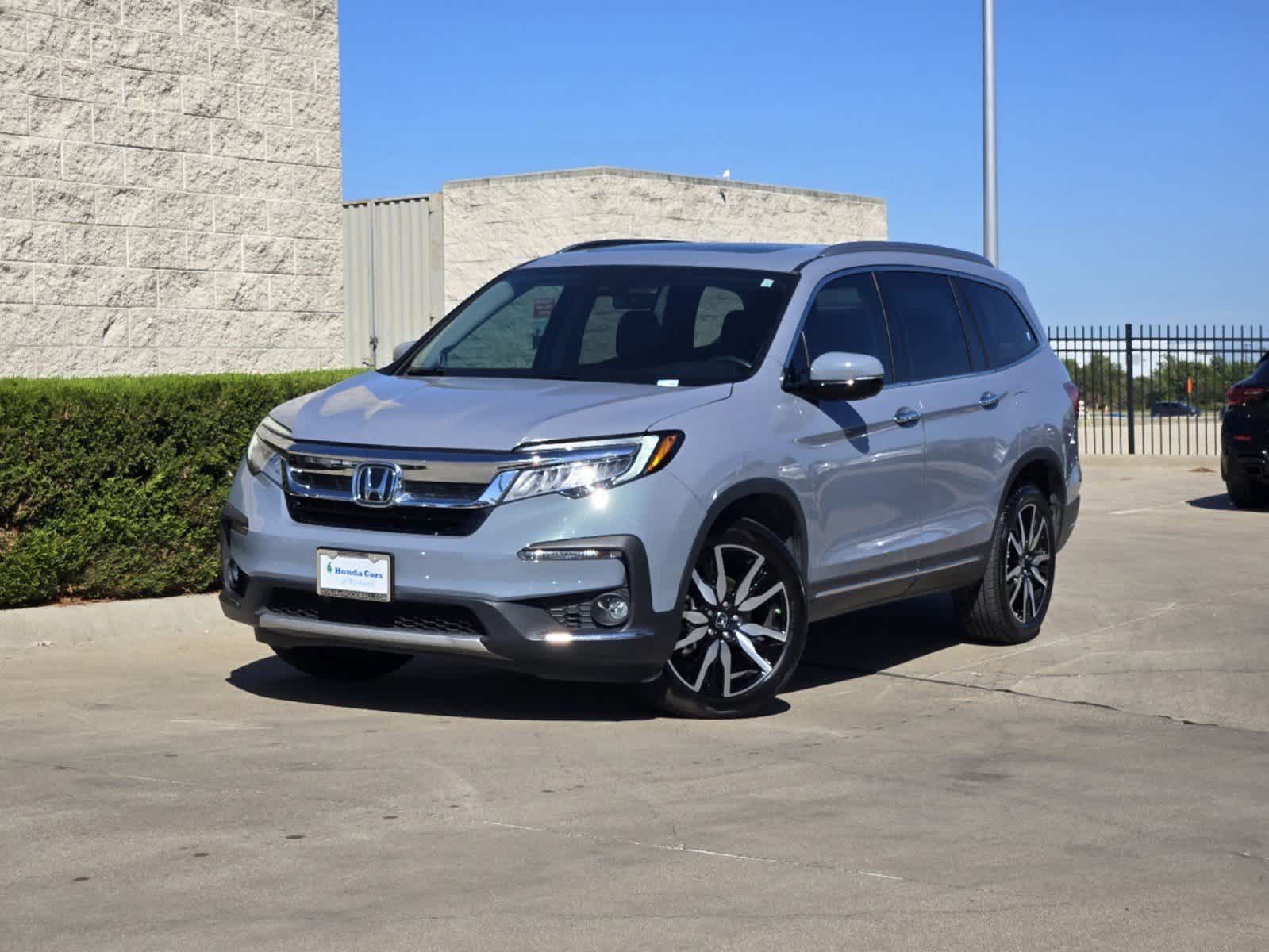 2022 Honda Pilot Touring 8-Passenger 1