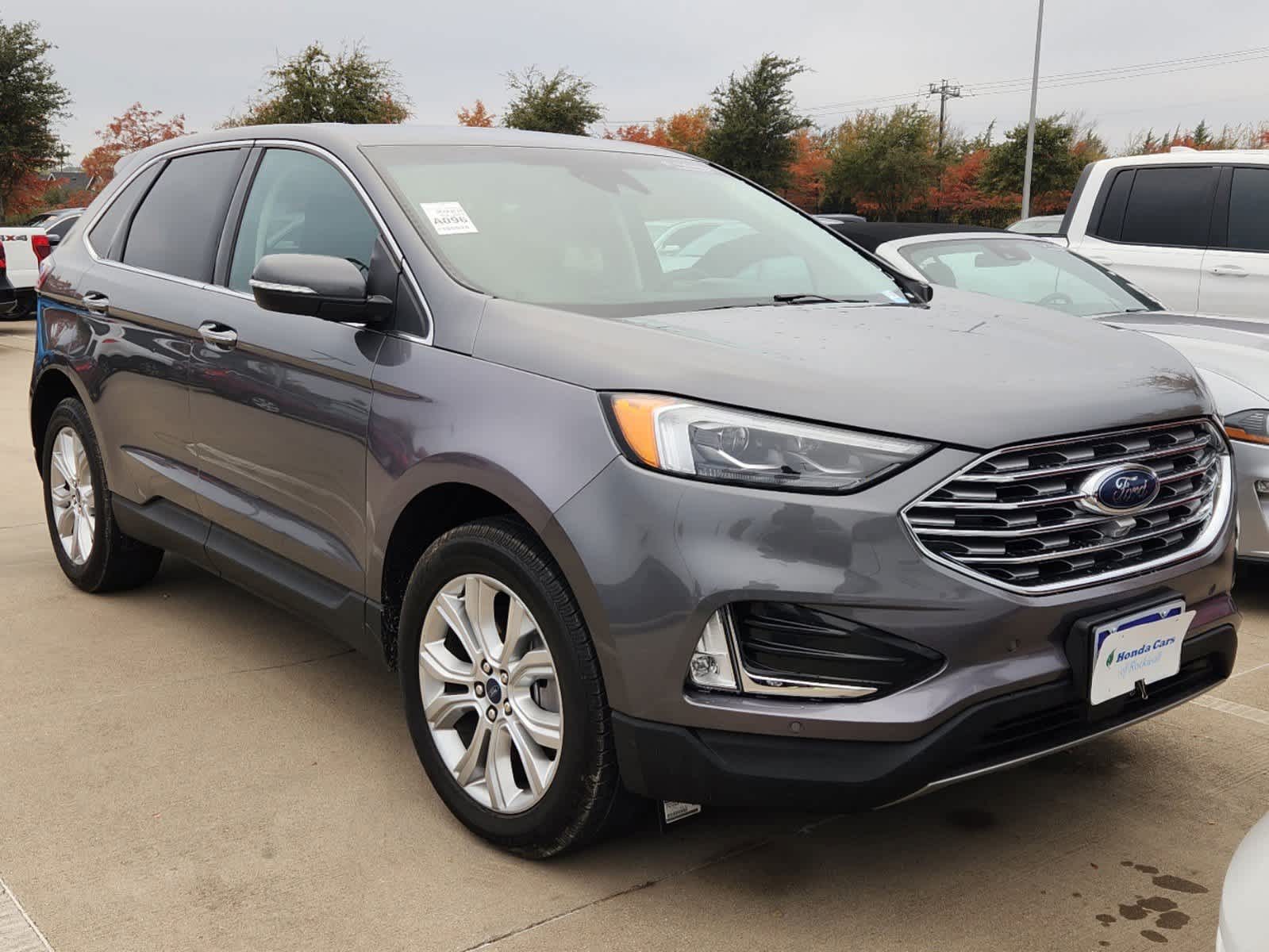 2022 Ford Edge Titanium 2