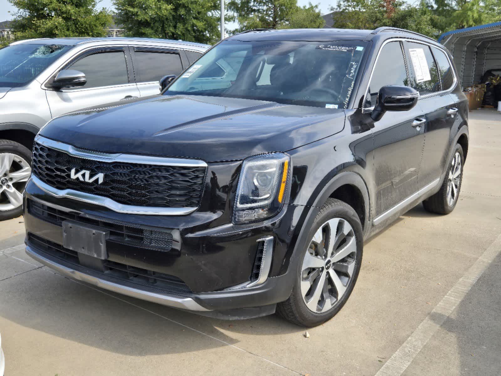 2022 Kia Telluride S 1