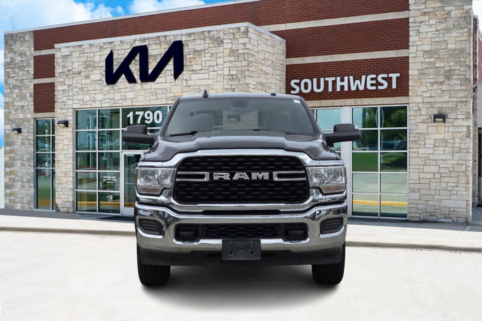 2022 Ram 2500 Big Horn 4x4 Crew Cab 64 Box 6