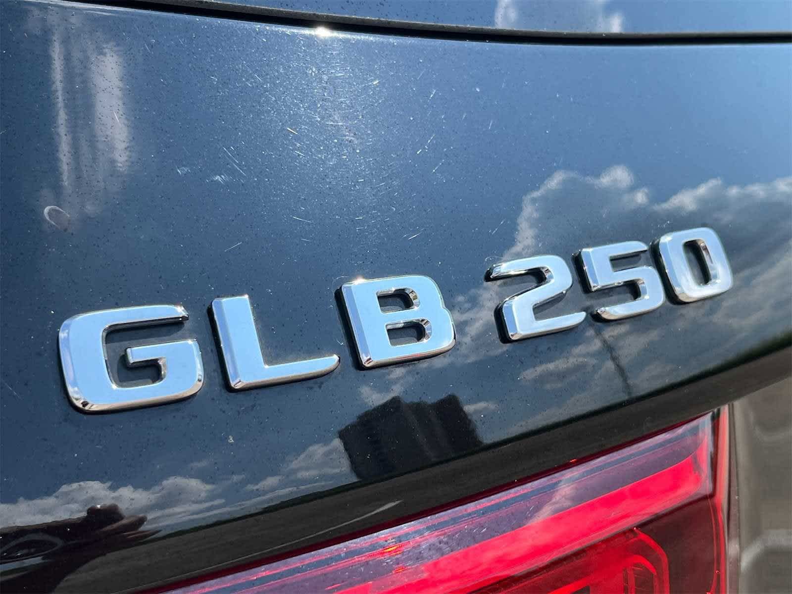 2022 Mercedes-Benz GLB GLB 250 7