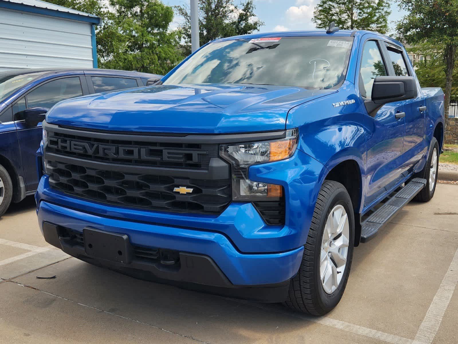 2022 Chevrolet Silverado 1500 Custom 2WD Crew Cab 147 1