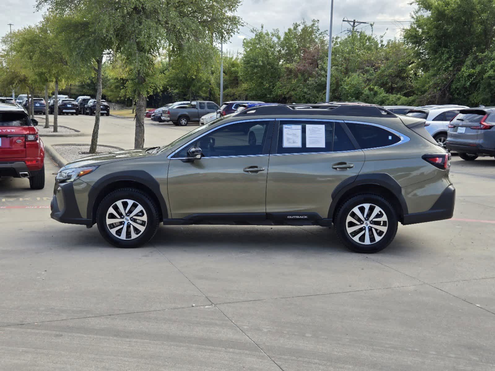 2023 Subaru Outback Premium 3