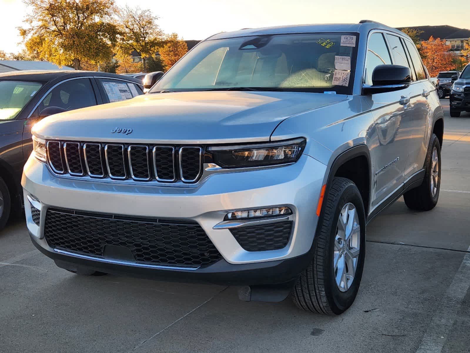 2023 Jeep Grand Cherokee Limited 1