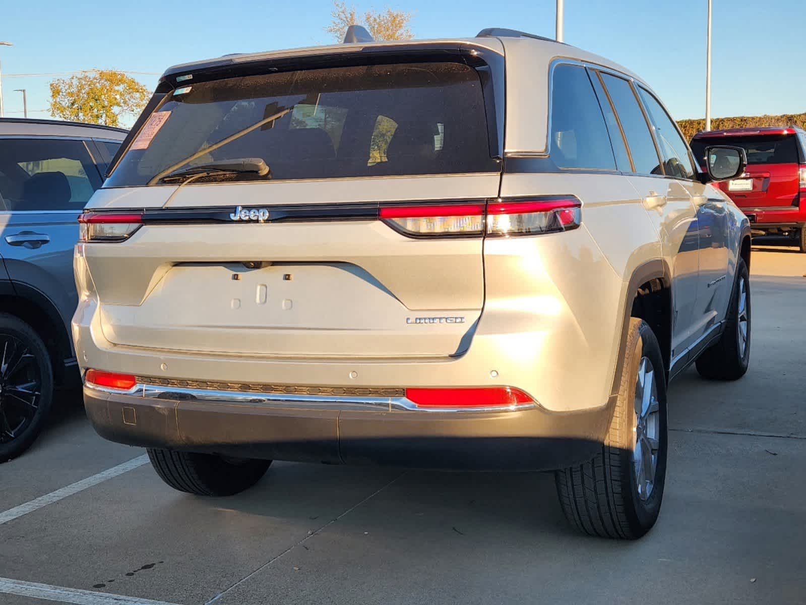 2023 Jeep Grand Cherokee Limited 3