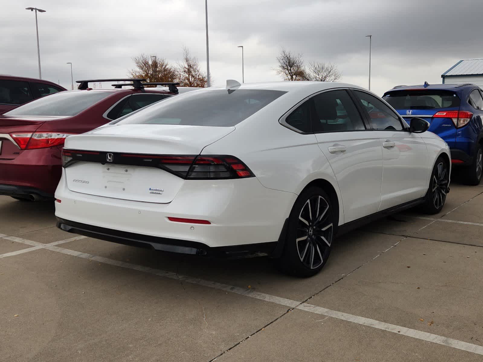 2023 Honda Accord Hybrid Touring 3