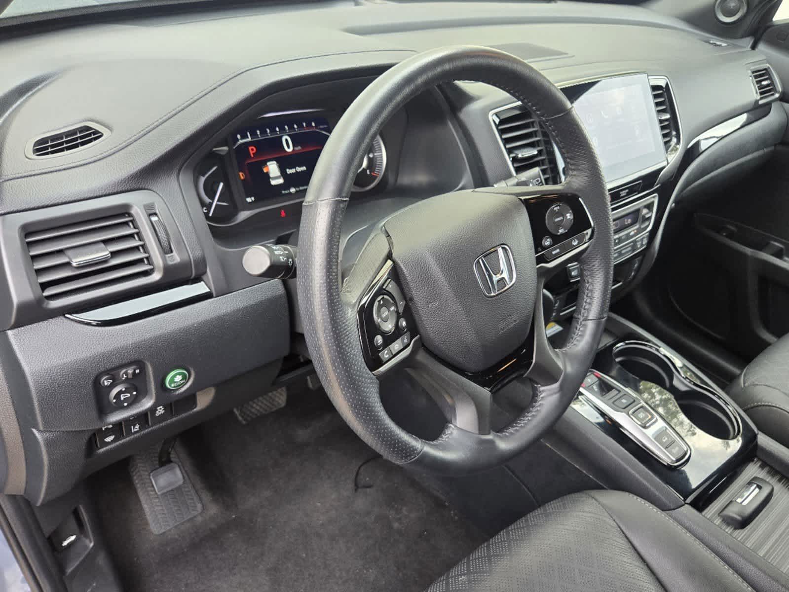 2023 Honda Passport Elite 2